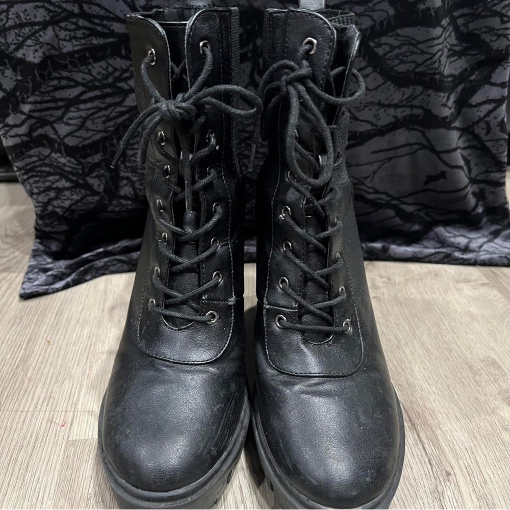 Forever 21 Black Lace-Up Heeled Boots